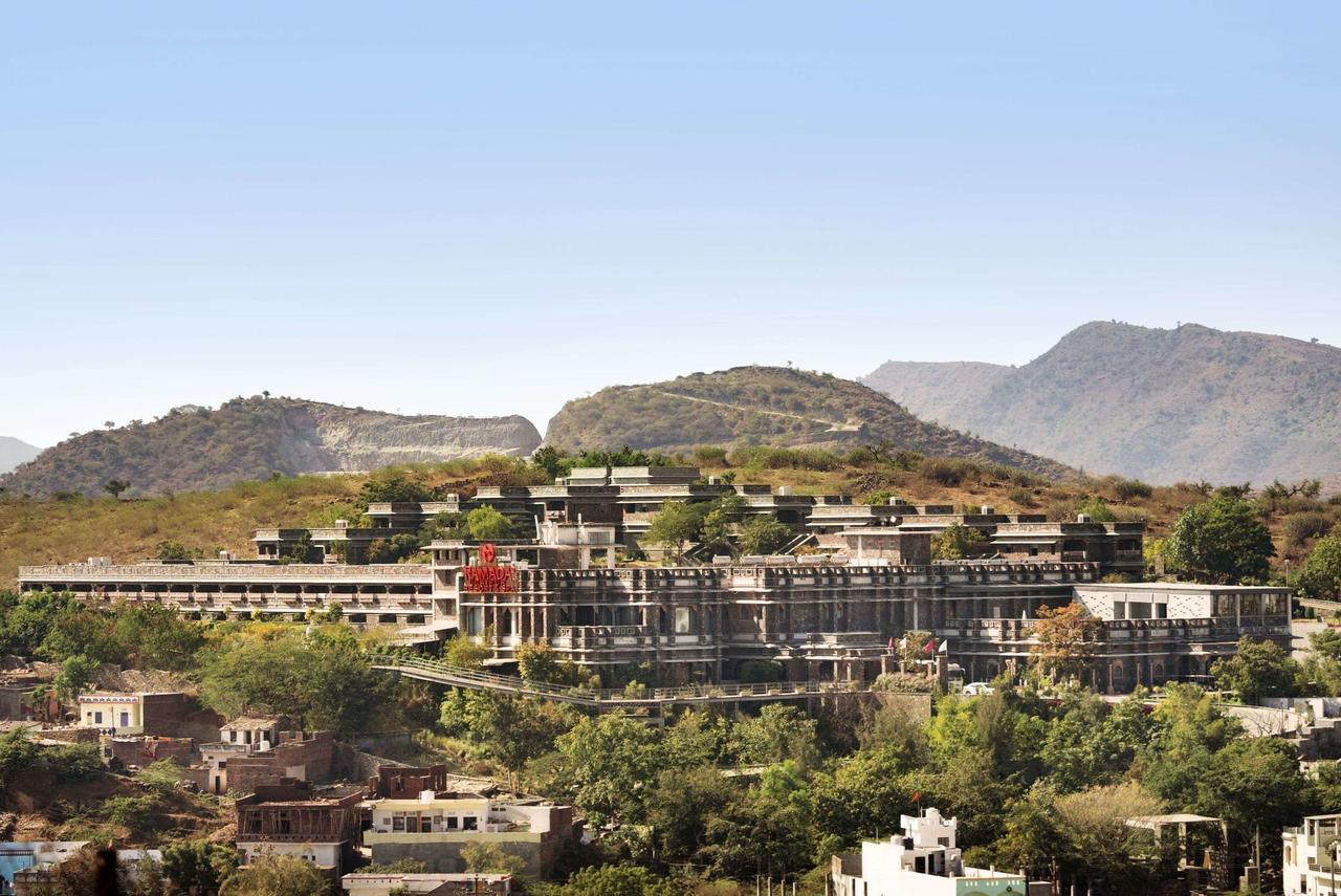 Ramada Udaipur Resort & Spa Exterior foto